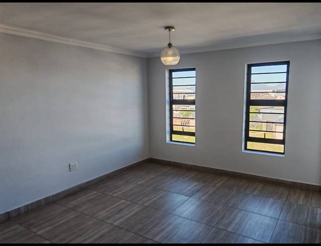 3 BEDROOM APARTMENT FOR SALE IN PARKLANDS NORTH